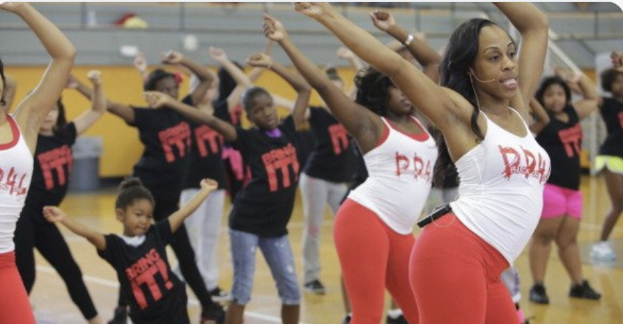 dd4l dancing dolls