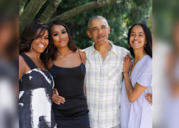 daughter, Malia Obama, Michelle, Barack, celebrate, photos, post,