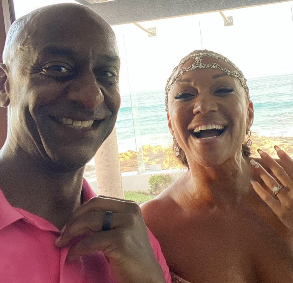 Chanté Moore Marries Stephen Hill In An Intimate Beachfront Wedding