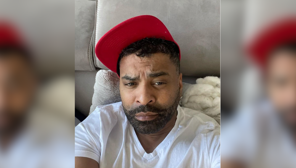Ginuwine Laughs Off His Viral Fall Off Stage - Sis2Sis